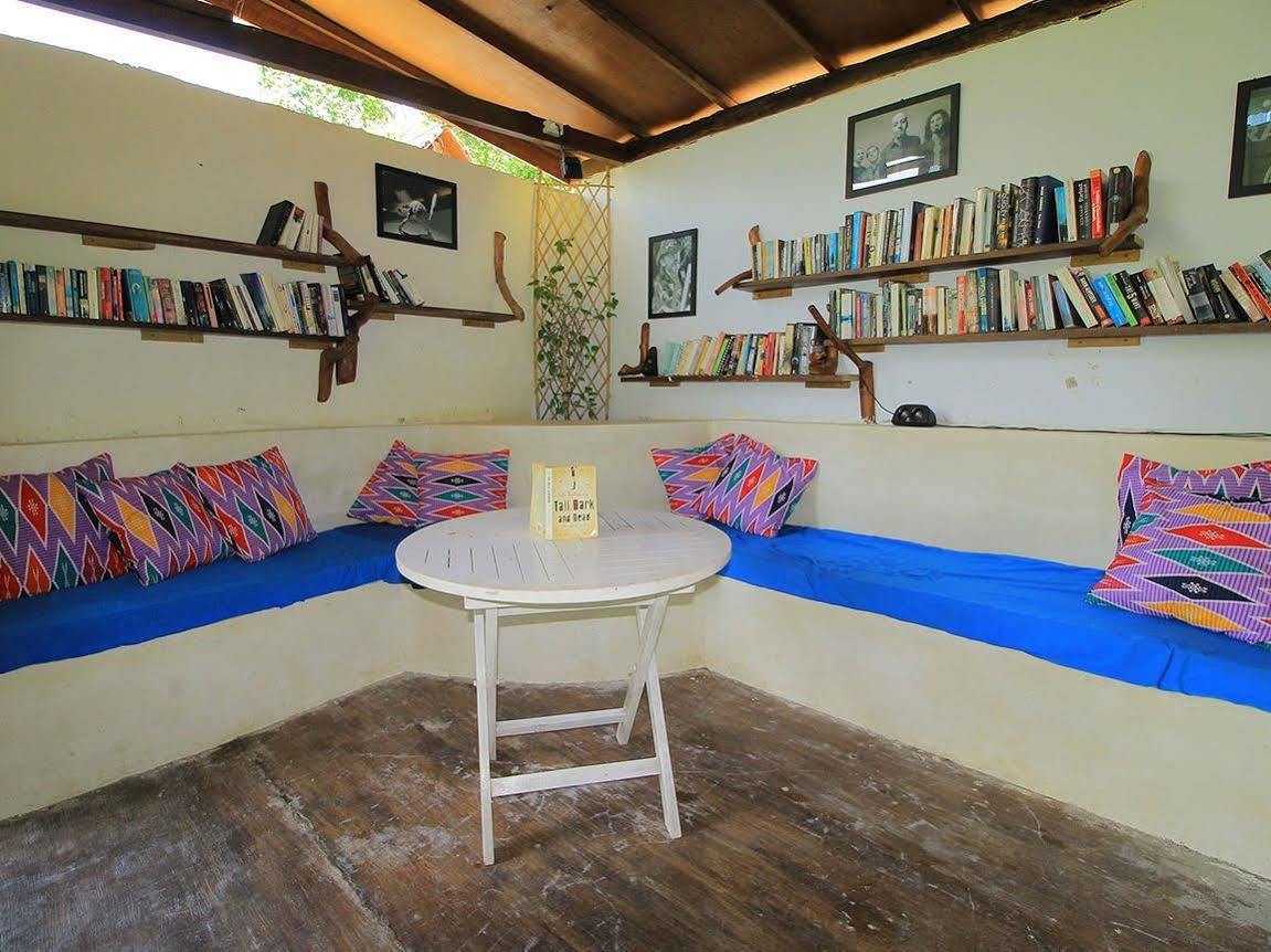 Adeng-Adeng Bungalows Gili Meno Esterno foto